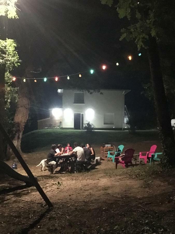 Gite Cote Vallee Puycornet Buitenkant foto